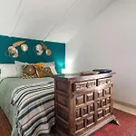 Gorgeous Apartment In Marbella With Kitchen