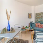 Gorgeous Apartment In Marbella With Kitchen