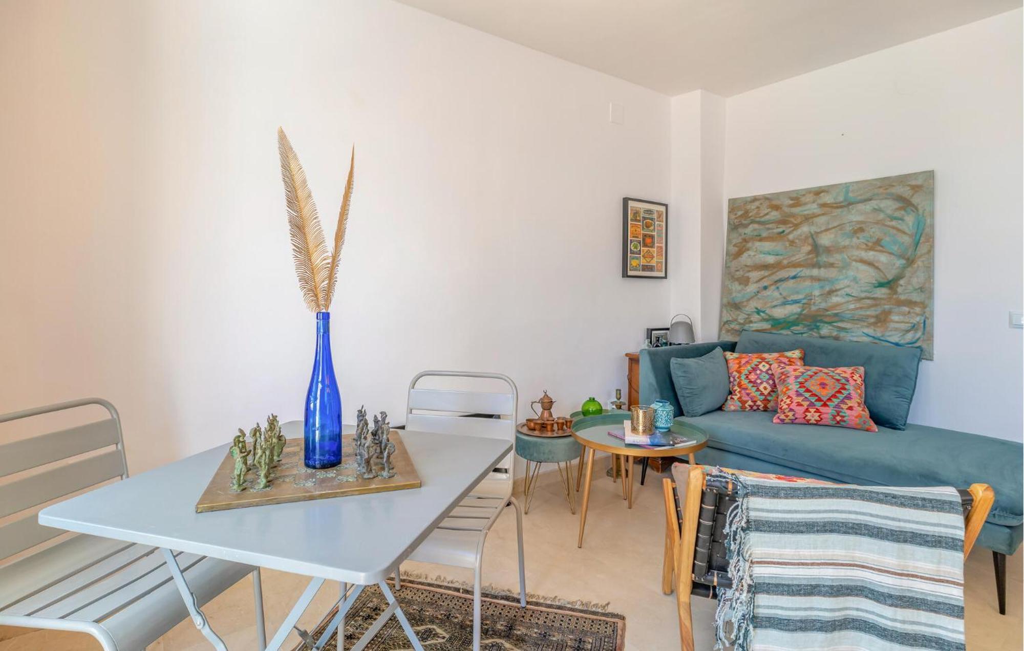 Apartment Gorgeous In With Kitchen Marbella